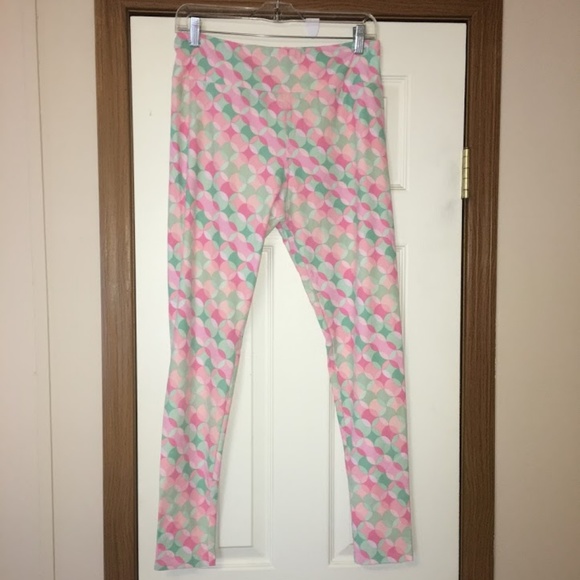 Lularoe TC Leggings - Picture 8 of 8